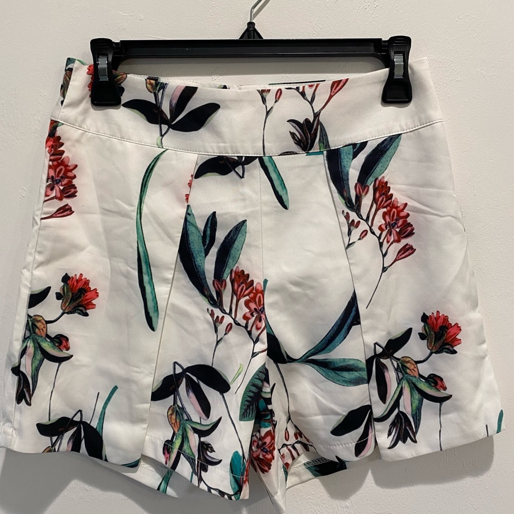 Nasty Gal Lucy Wang Floral Shorts NWT